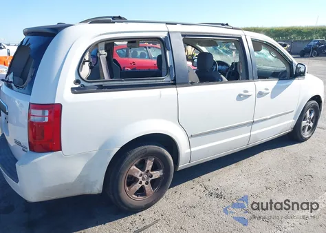 2010 Dodge Grand Caravan Sxt из США, поврежденный, VIN 2D4RN5D1XAR121606